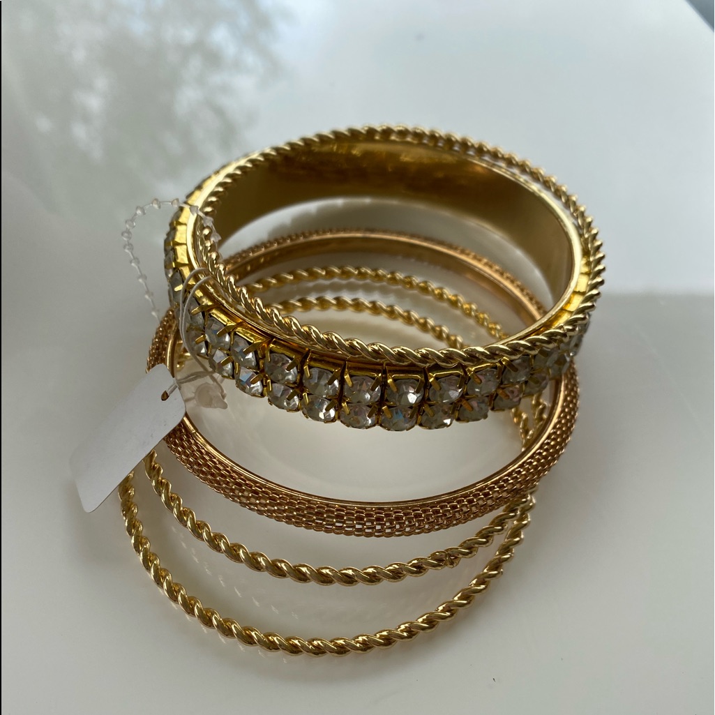 Gorgeous New Gold & Crytal Bangle Bracelets